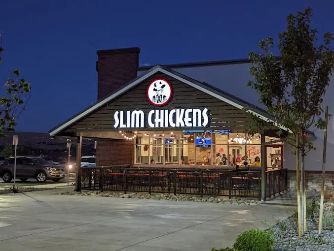 Store front of Slim Chickens